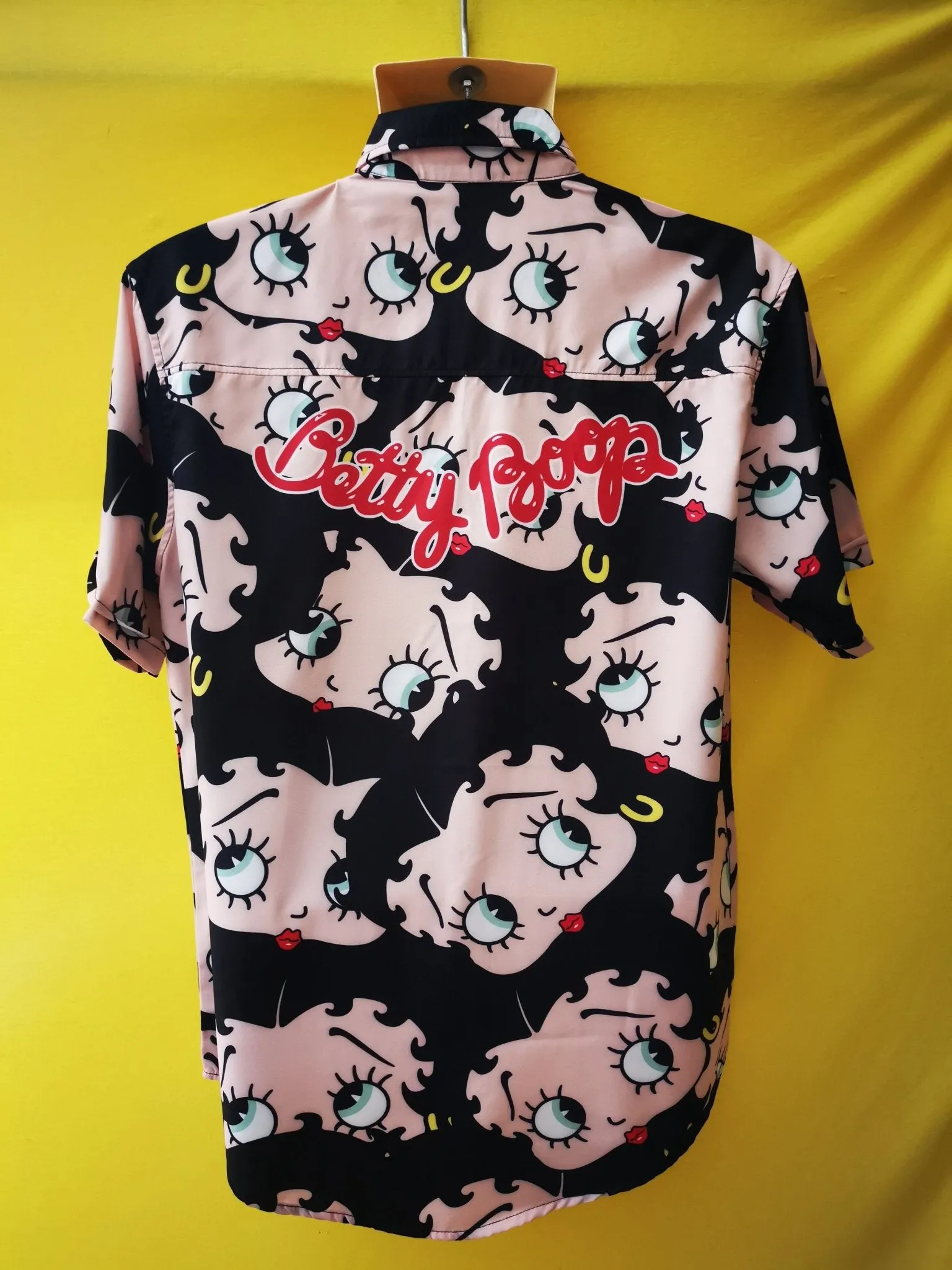 Betty 4 Collar shirt