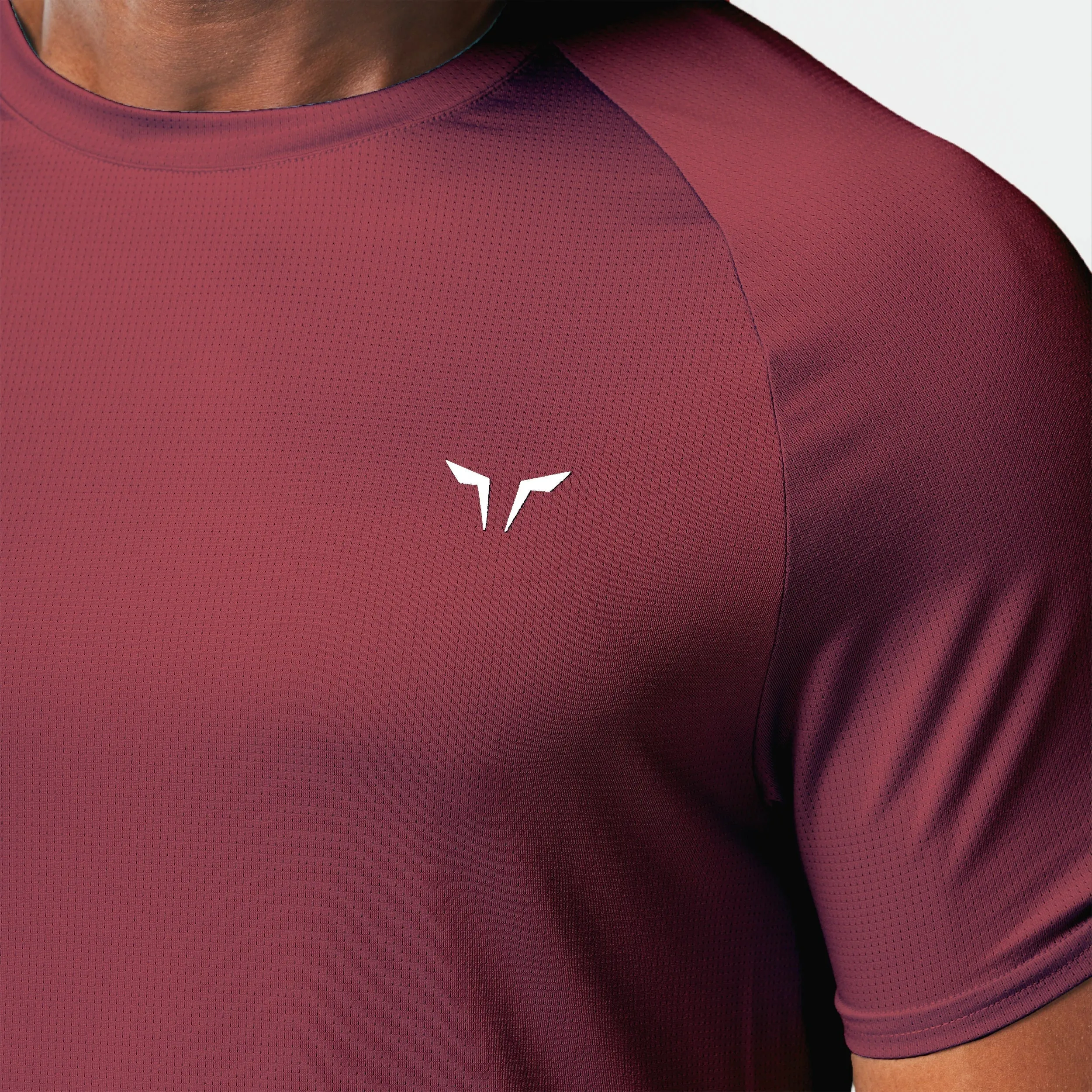 Core Mesh Tee 2.0 - Burgundy