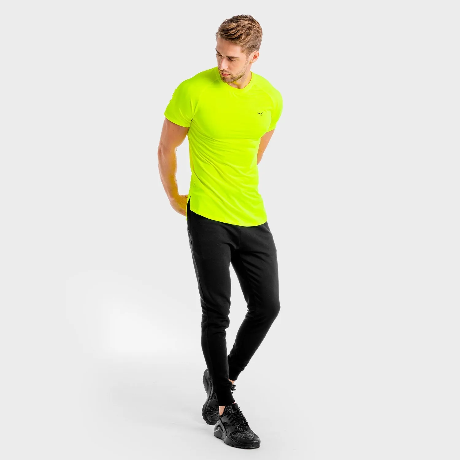 Core Mesh Tee - Neon