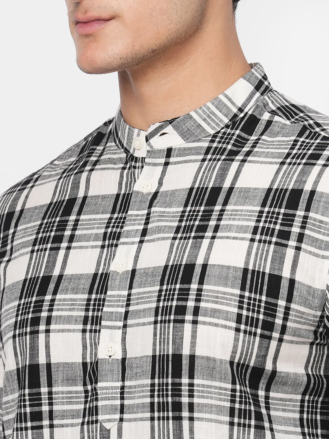 Men's Black Cotton Regular Fit Checked Shirt